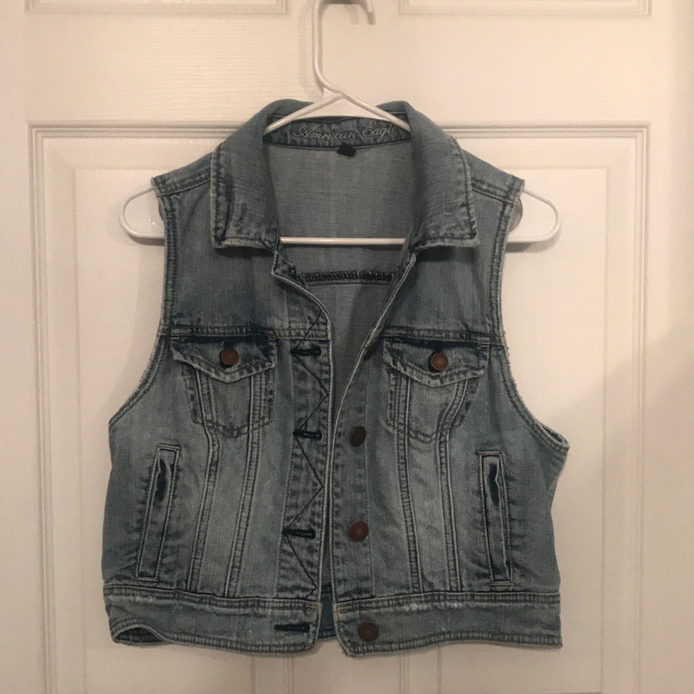 American Eagle Jean Vest